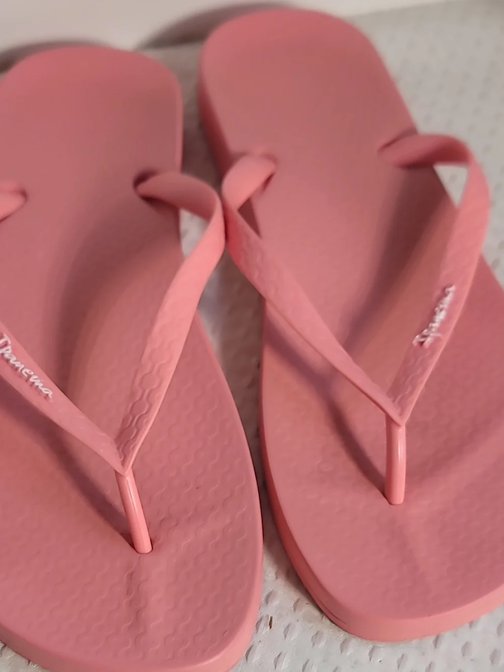 Ipanema Pink Women's Flip Flop Sandals - Picture 2 of 6